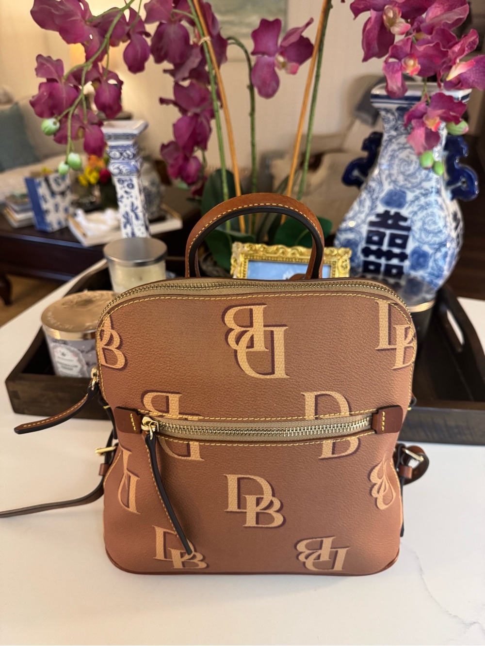 🤎 DOONEY & BOURKE SIGNATURE LEATHER BACKPACK! - Picture 2 of 13